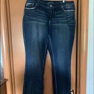 Maurices jeans